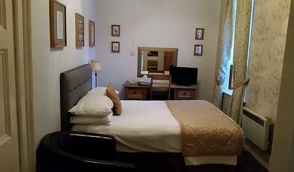 The Royal Hotel Tain Kültér fotó