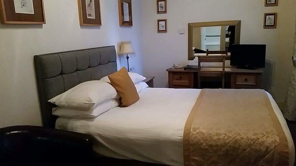 The Royal Hotel Tain Kültér fotó