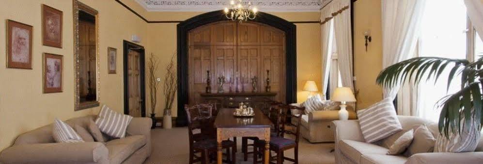 The Royal Hotel Tain Kültér fotó